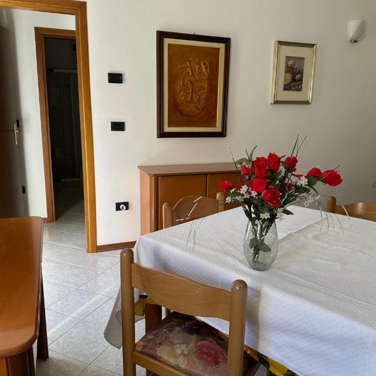 La Lanterna - One-Bedroom Apartment - 12