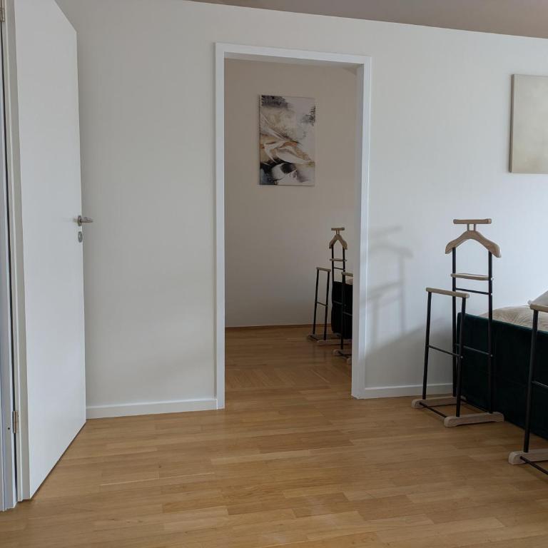 Munich Large Apartment 145 qm and 5 Bedrooms with Roof Terrace in centrally located 1 to 14 Guests - Five-Bedroom Apartment - 18
