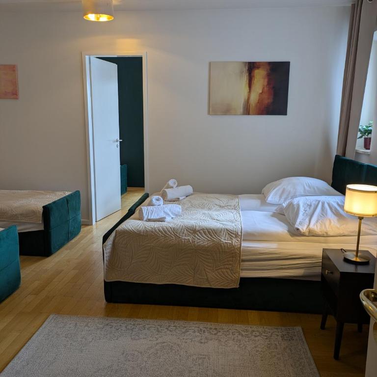 Munich Large Apartment 110 qm, 3 Bedrooms and very Central 1-12 Guests - Three-Bedroom Apartment - 21