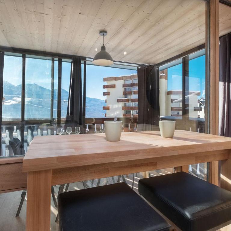 Appartement 41m2 neuf - Vue panoramique magnifique plein sud - 6 personnes au cœur de Val Thorens SERAC - Au pied des pistes - Appartement - 12