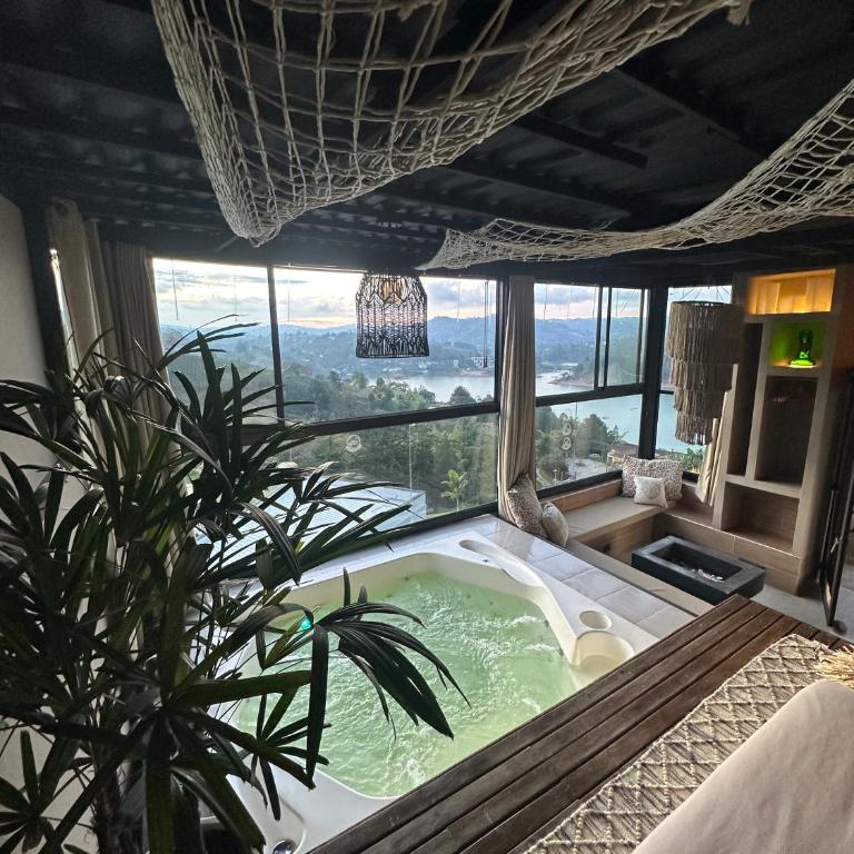 Monte Gandolfo - Suite con bañera de hidromasaje y cama grande - 4
