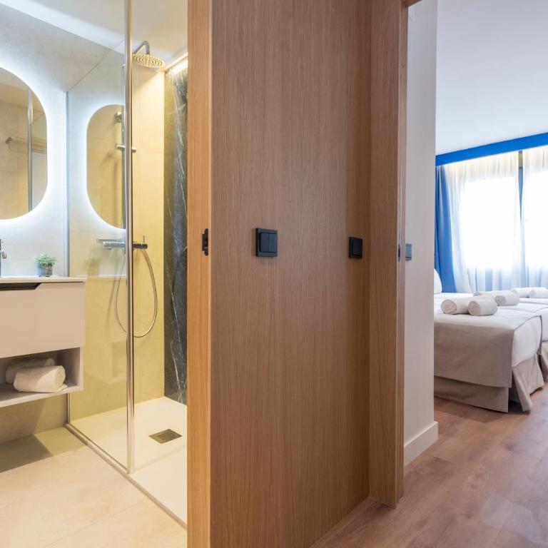 Iconic Suites - Penthouse with Terrace 2 Bedrooms - 9