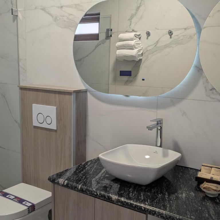 Hotel Boutique Mitad Del Mundo - Suite Junior - 2