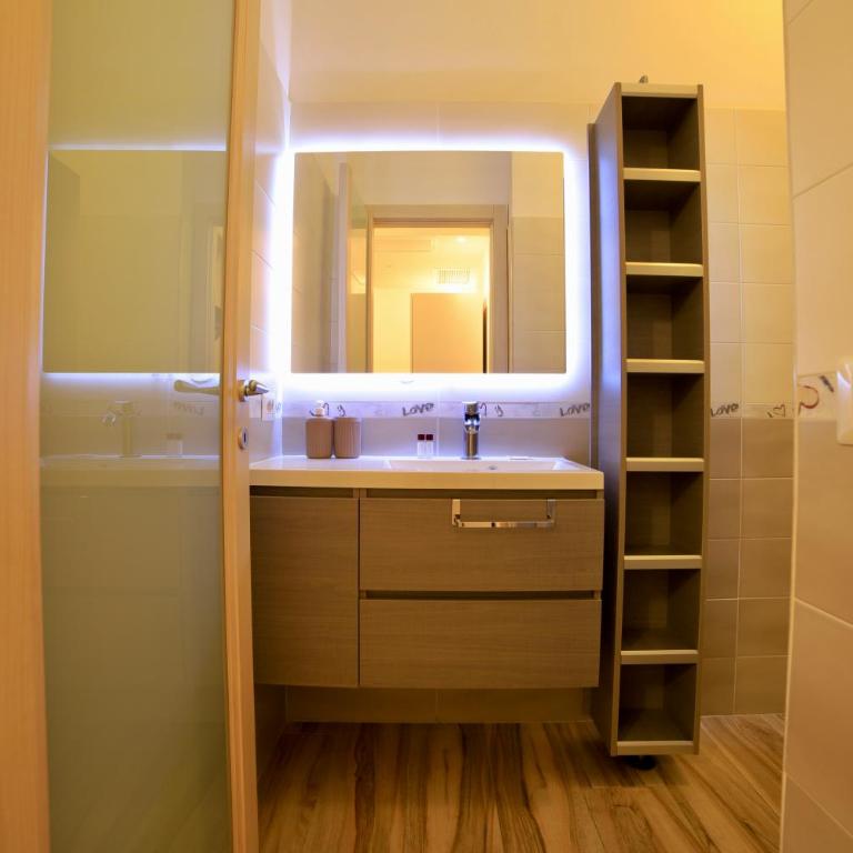 Design District Cozy Nest - Appartamento con 1 Camera da Letto - 10