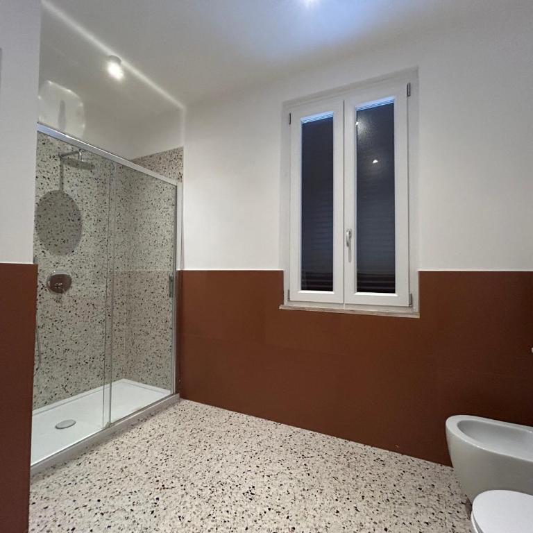 Flo Guest House - Double Room with Private Bathroom - 7