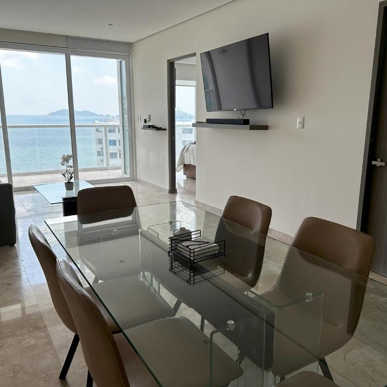 Departamento Moderno con Vista al Mar - Apartamento de 2 dormitorios - 10