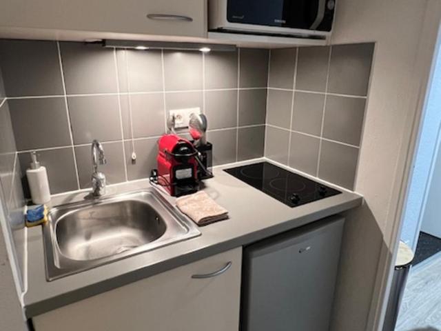 Studio Appart'Hôtel Gare TGV - 317 - Apartamento de 1 dormitorio - 4