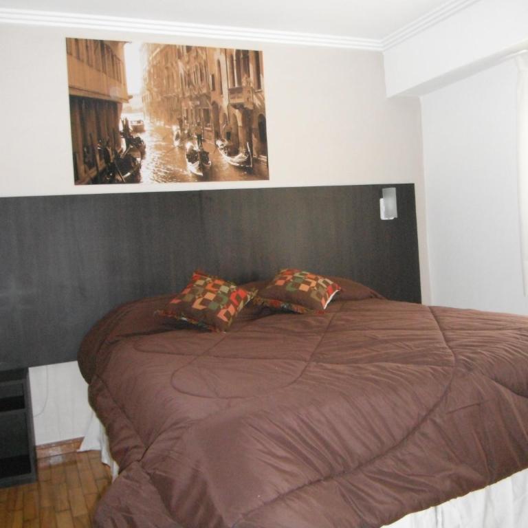 Hotel Zurich - Habitación Individual Amplia - 2