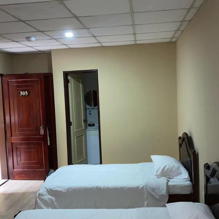 Hotel 4 Rios - Habitación Cuádruple Estándar - 4