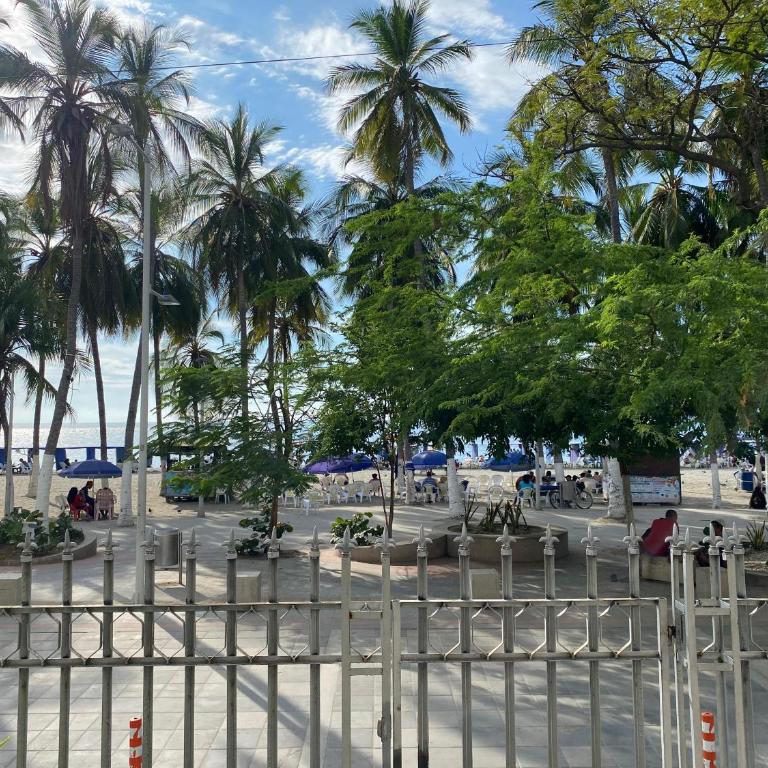 Beach front paradise Rodadero - Apartamento con vistas al mar - 20