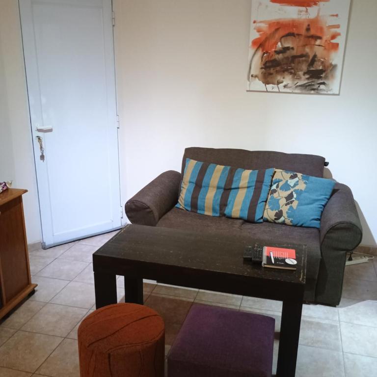 Tranquilidad y Seguridad - Apartamento de 1 dormitorio - 1