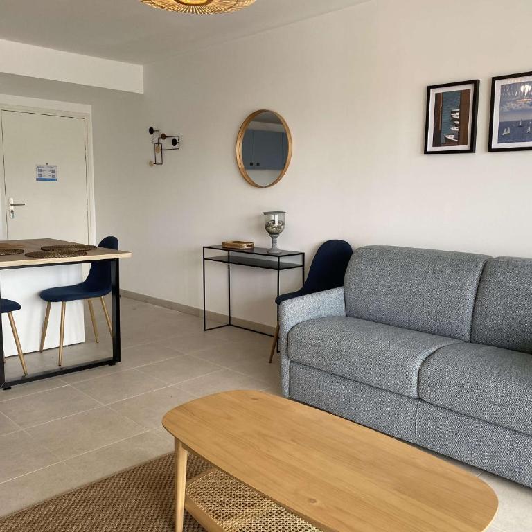 Bel appartement T2 avec terrasse privative et parking à Balaruc-les-Bains - FR-1-553-299 - Appartement - 6