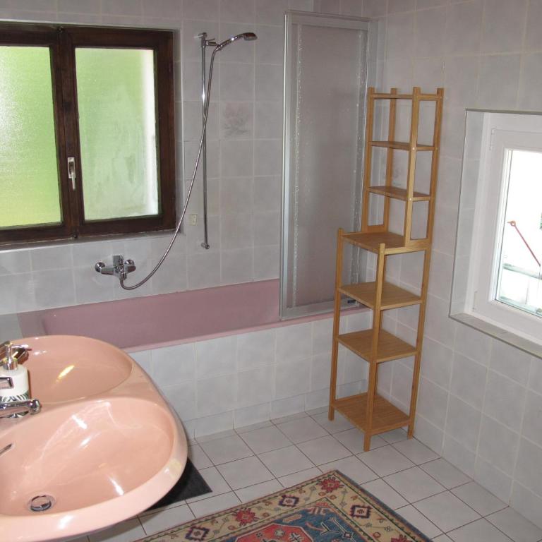 Chalet Les Crettaux NEND110 Skigebiet NENDAZ by fewo-plan - Ferienhaus - 40