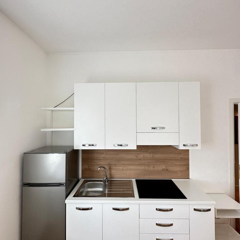 Viale Vittorio alla funicolare città alta - Appartamento Monolocale - 8