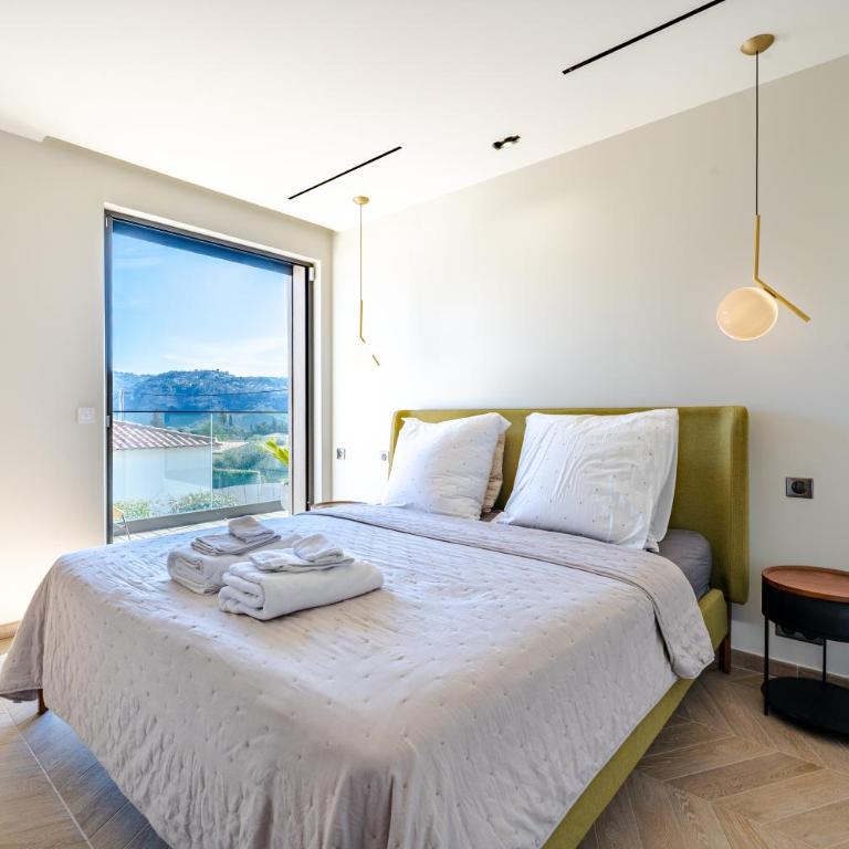 Villa Moderne avec Piscine Privée - Proche de Nice - Villa 3 Chambres - 15