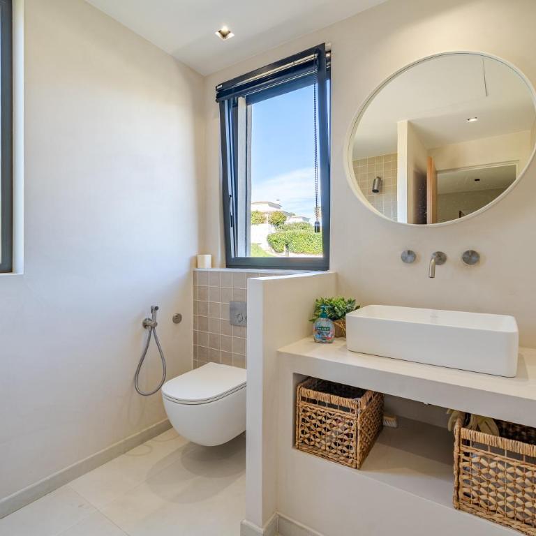 Villa Moderne avec Piscine Privée - Proche de Nice - Villa 3 Chambres - 29