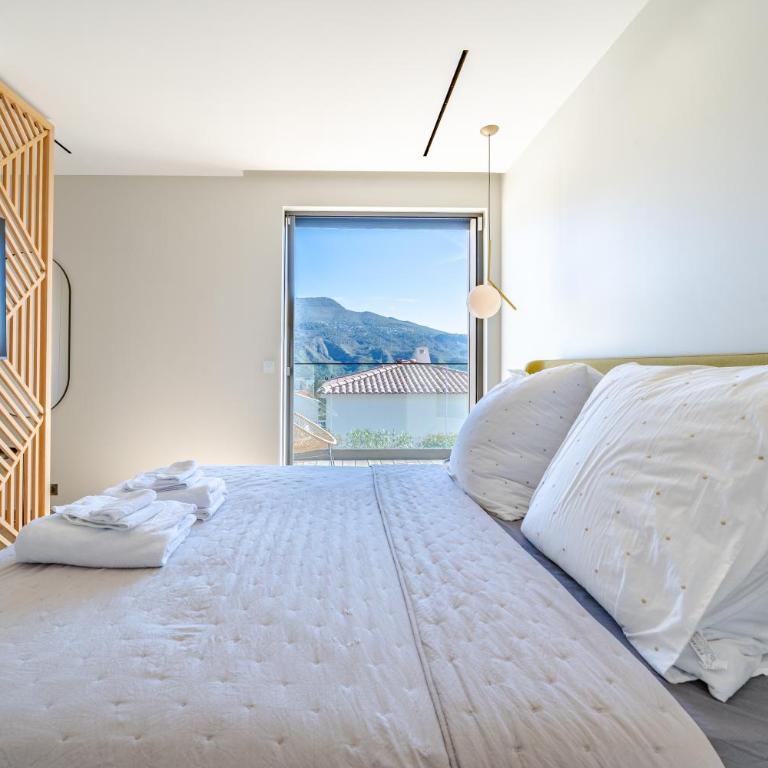 Villa Moderne avec Piscine Privée - Proche de Nice - Villa 3 Chambres - 17