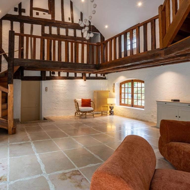 Le Clos des Moriers 2 hours from Paris-Piscine-12 pers - Villa - 4