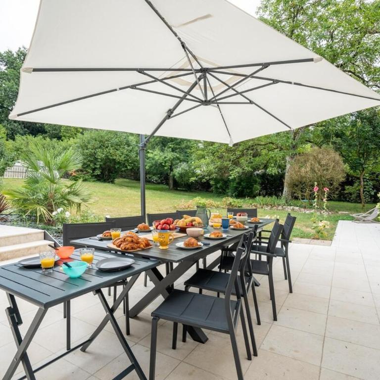 Le Clos des Moriers 2 hours from Paris-Piscine-12 pers - Villa - 9