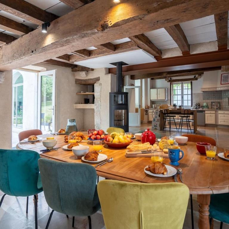 Le Clos des Moriers 2 hours from Paris-Piscine-12 pers - Villa - 10