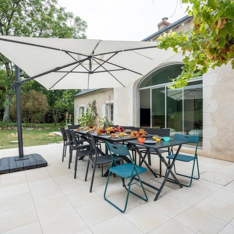 Le Clos des Moriers 2 hours from Paris-Piscine-12 pers - Villa - 52