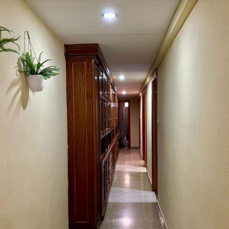 Suite Alhamar - Five-Bedroom Apartment - 6