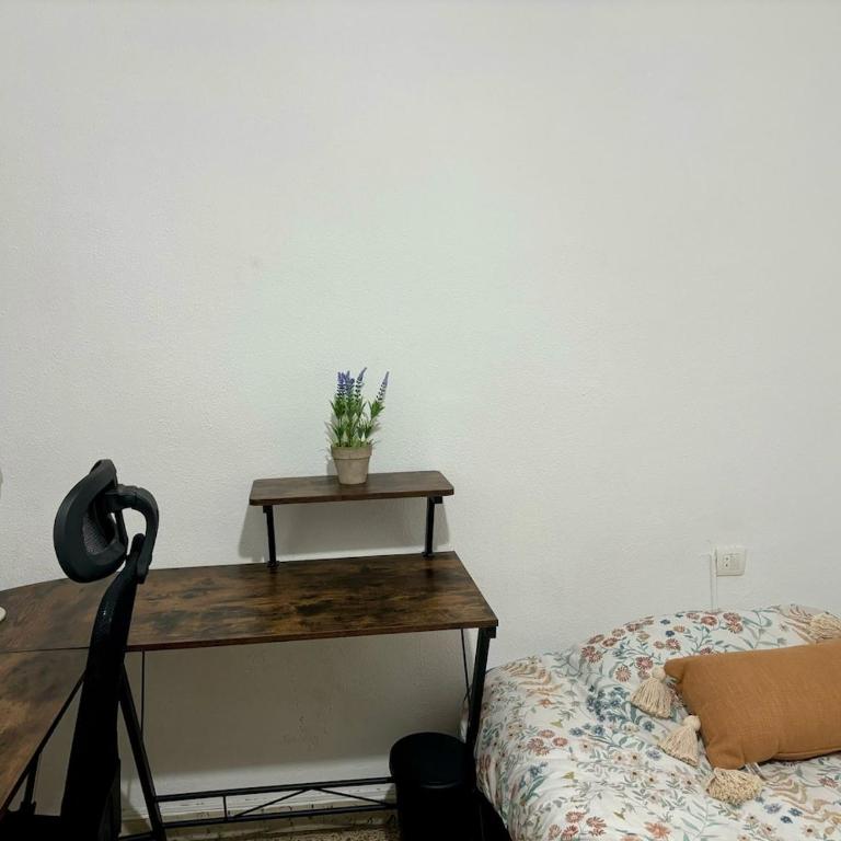 Suite Alhamar - Five-Bedroom Apartment - 12
