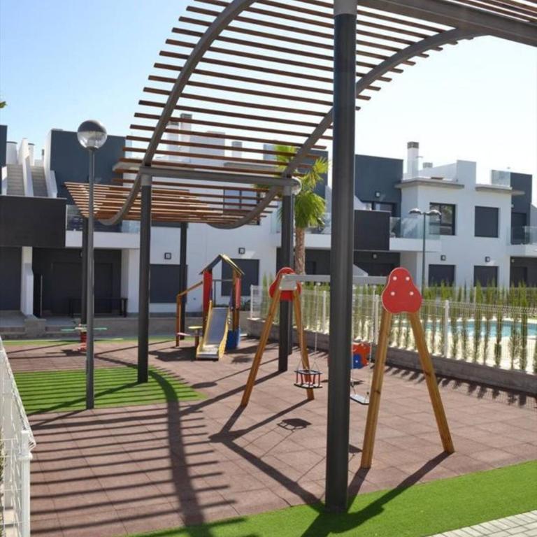 Pilar de la Horadada Casa Isabella 3 kamer app 2 badkamers 2 zwembaden dichtbij strand - Apartamento de 2 dormitorios - 4