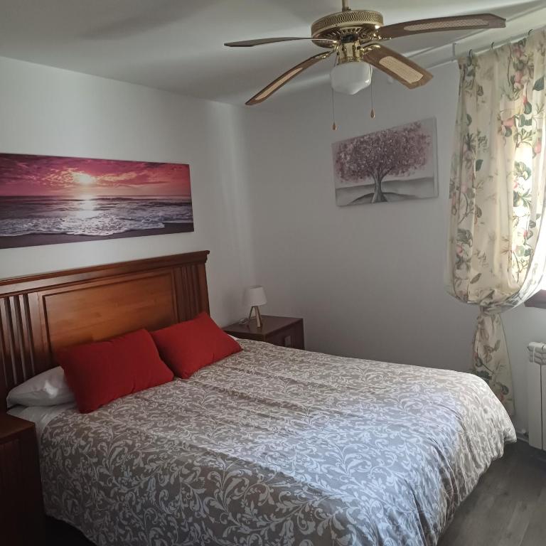 Apartamento en 1ª linea de Mar en SALOU - Three-Bedroom Apartment - 9