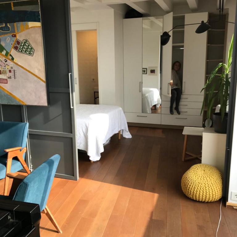 Exceptional City Center River View Apartment - Two-Bedroom Apartment - 30