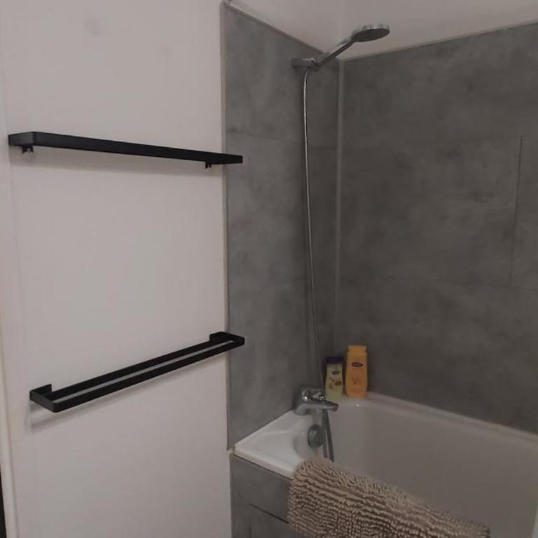 Les Elfes - avec entrée autonome, clim neuve, jardin, parking privé & gourmandises offertes ! - - Apartment - 14