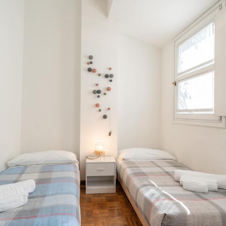 Large family apartment in a fresh area of Lecco - Apartment - 9