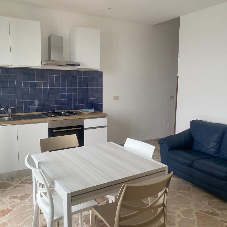 Baia Marina Oasi - Appartamento con 3 Camere da Letto e Vista Mare - 10
