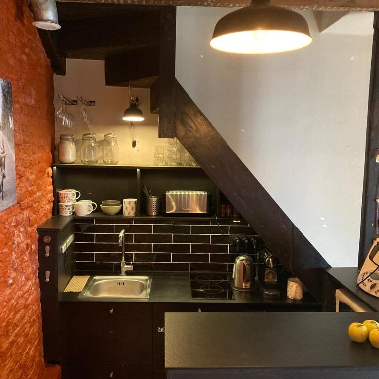 Duplex calme au cœur du Vieux-Lille - tout à pied - One-Bedroom Apartment - 7