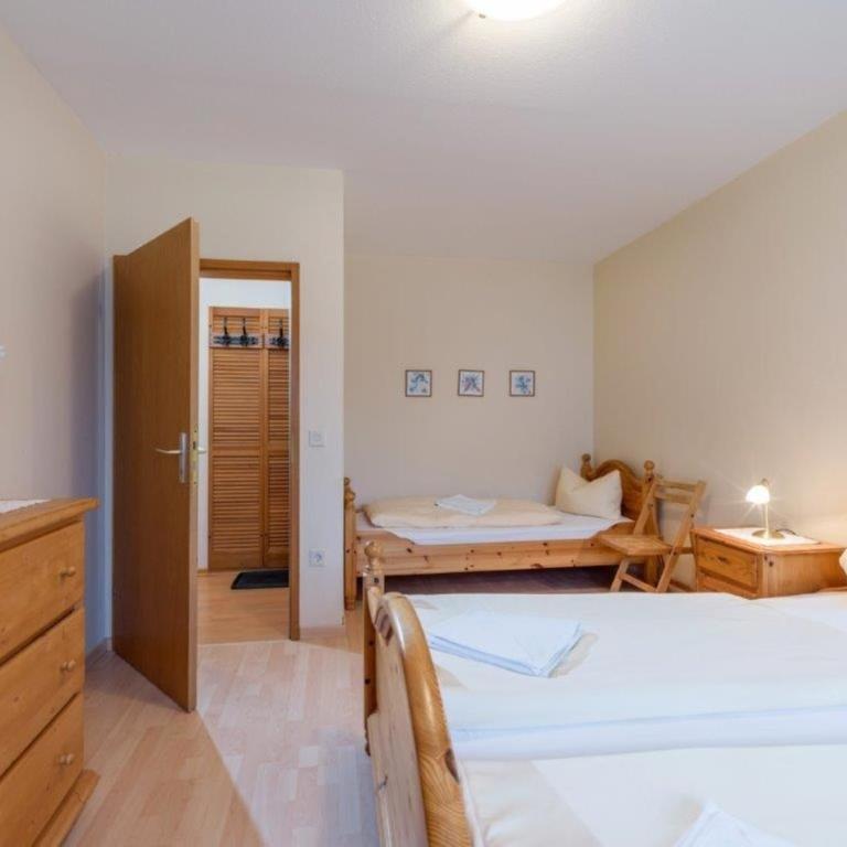 Chiemgau Comfort E2 Ferienwohnanlage Oberaudorf mit Sauna - Apartment - 3