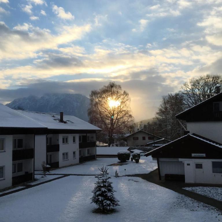 Chiemgau Comfort E2 Ferienwohnanlage Oberaudorf mit Sauna - Apartment - 16