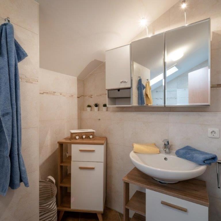 Chiemgau Comfort B7 Ferienwohnanlage Oberaudorf mit Sauna - Apartment - 6