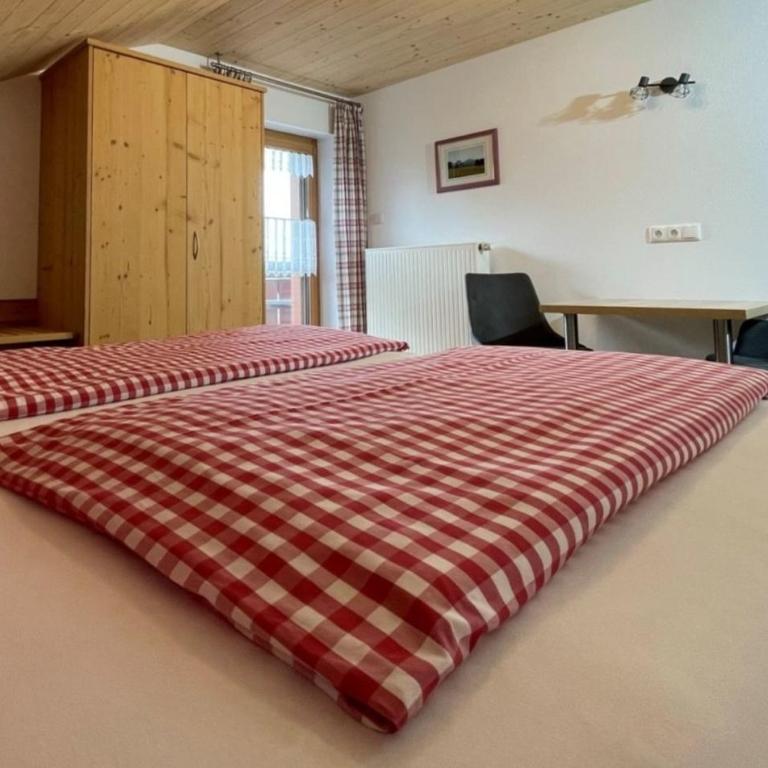 Ferienhof Hefele Ferienwohnung Breitenberg mit KönigsCard - Apartment - 9