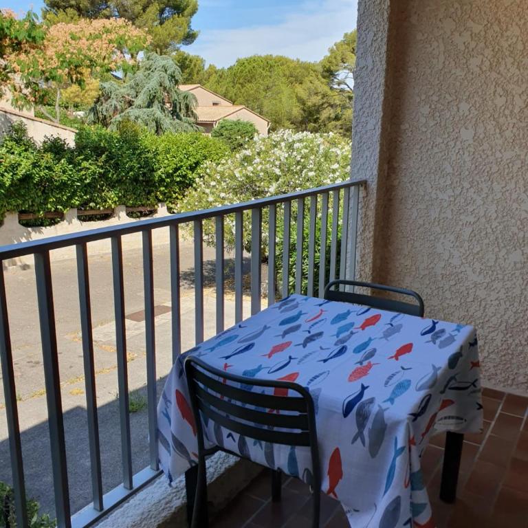Petit paradis Sanaryen - Apartment mit 1 Schlafzimmer und Balkon - 8