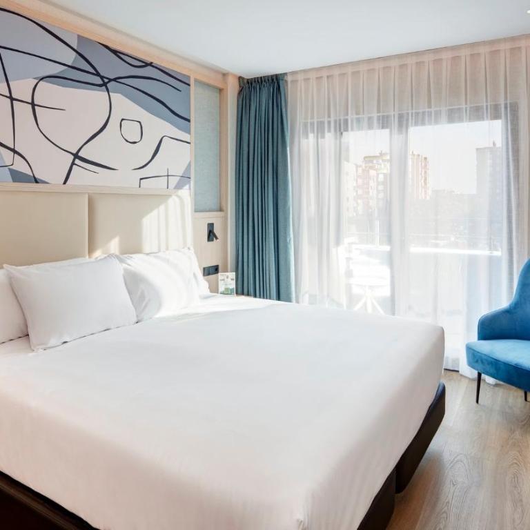 Sercotel Rosaleda Málaga - Habitación Doble Estándar - 6