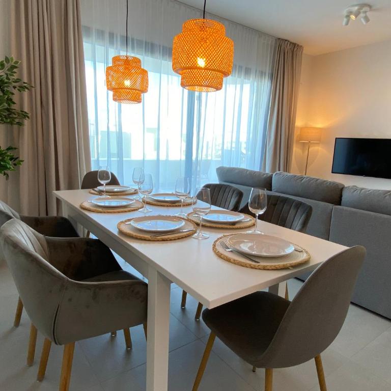 Spa Resort Apt with Calanova Golf-View Terrace, Indoor Pool, Sauna - Apartamento de 2 dormitorios - 1