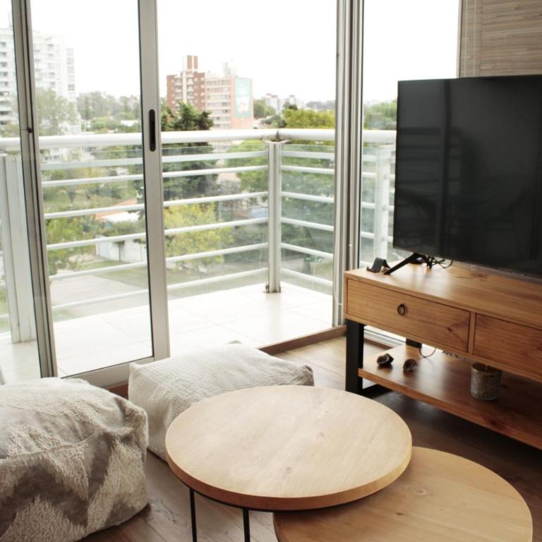 Luminoso y funcional en Malvin - Two-Bedroom Apartment - 2