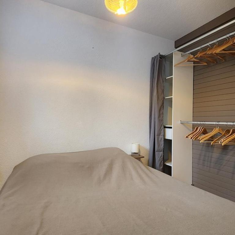 appartement 2,3 pièces avec piscine l'été - Appartement 2 Chambres - 5
