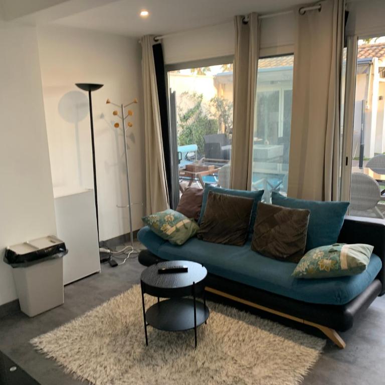 Logement dans une résidence de bien être avec jacuzzi et piscine chauffée - Appartement avec Terrasse - 21