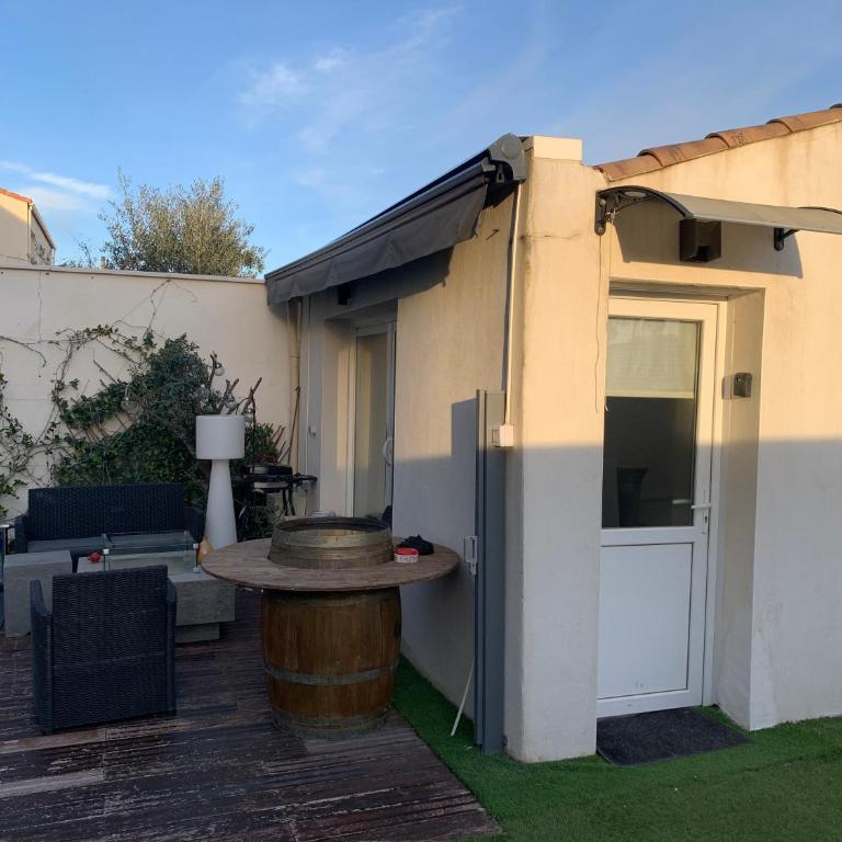 Logement dans une résidence de bien être avec jacuzzi et piscine chauffée - Appartement avec Terrasse - 21