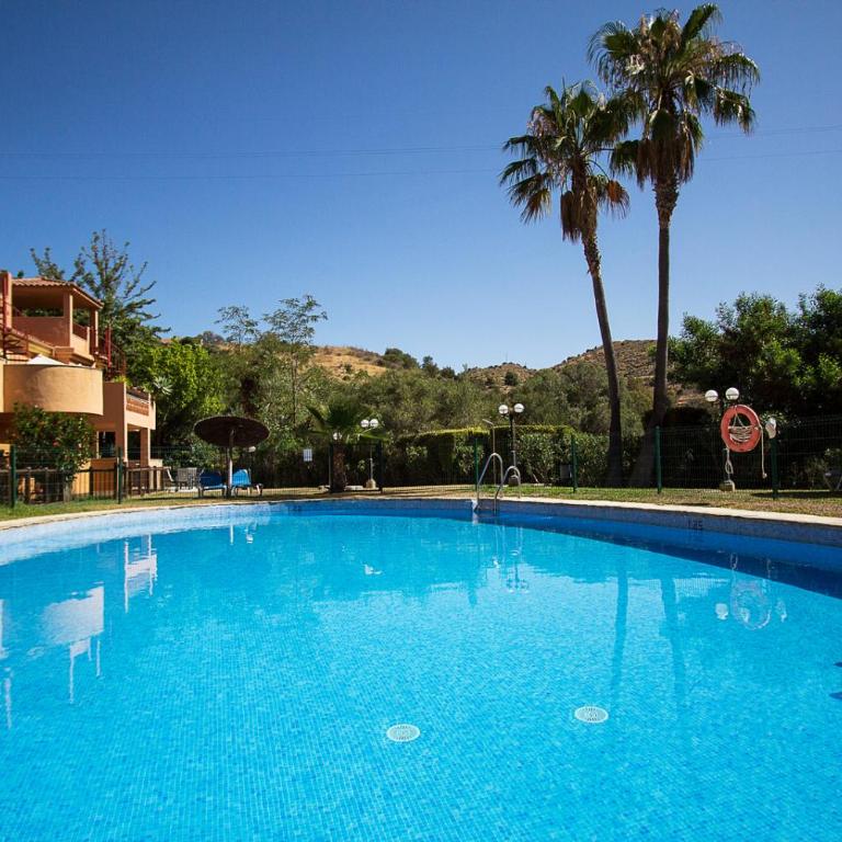 Apartment with solarium in Marbella - Two-Bedroom Apartment - 2