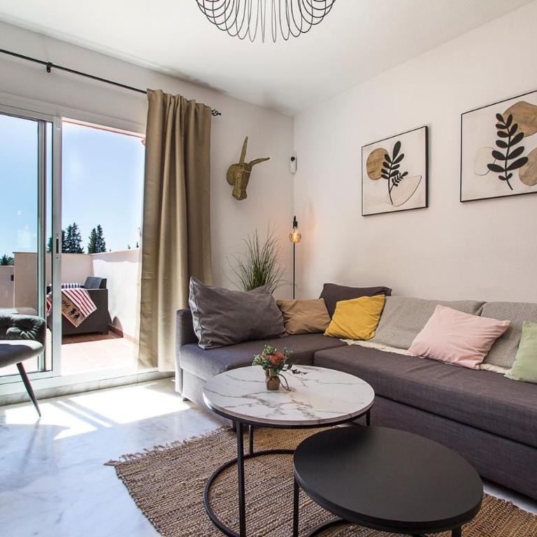 Apartment with solarium in Marbella - Two-Bedroom Apartment - 10