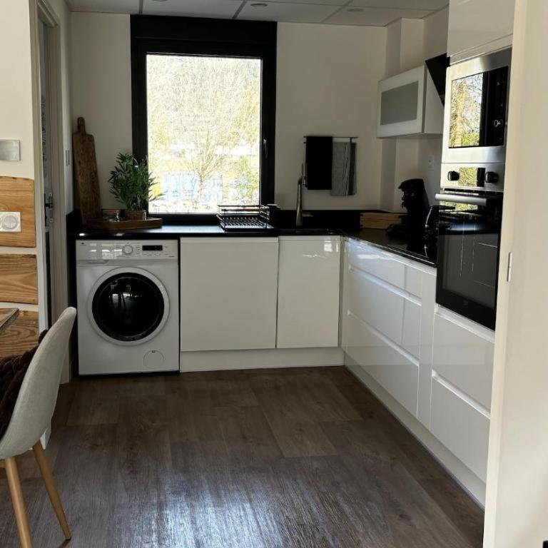Logement T4 Tout confort - 6 Pers - Appartement 3 Chambres - 5