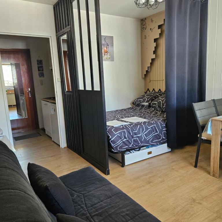 Appartement avec balcon - Appartement - 17