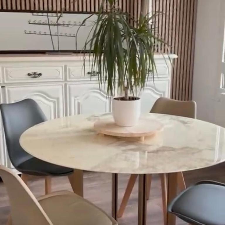 BedinReims elegant green bottle quiet and close to center free parking and wifi free ideal 5 à 9 Adultes - Appartamento Deluxe - 12